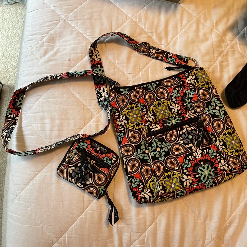 •• Vera Bradley Crossbody + Wallet SET ••